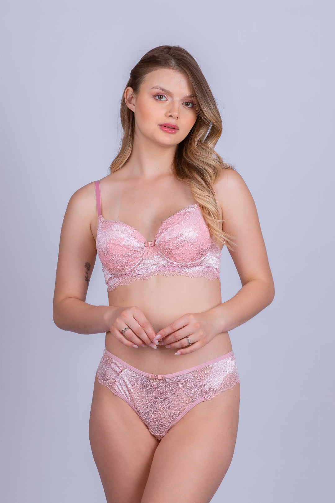 Calcinha de Renda e Sutiã de Renda Style - Stella Bernardi