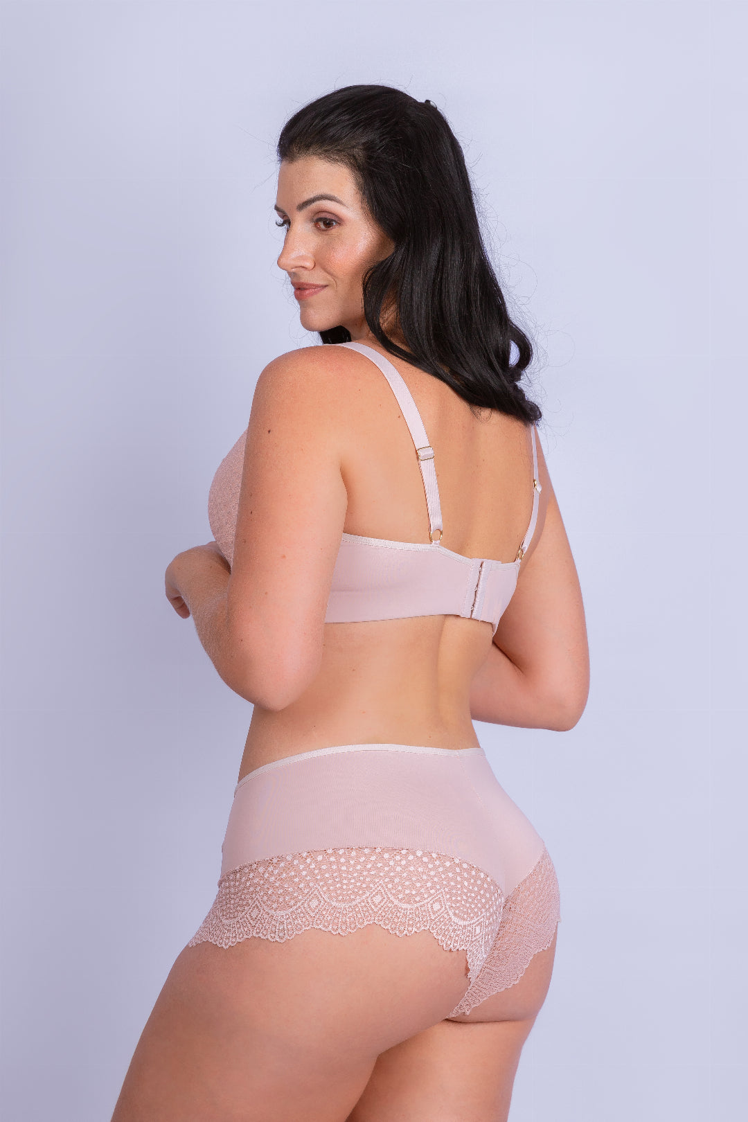 Calcinha de Renda e Sutiã Plus Size - Stella Bernardi