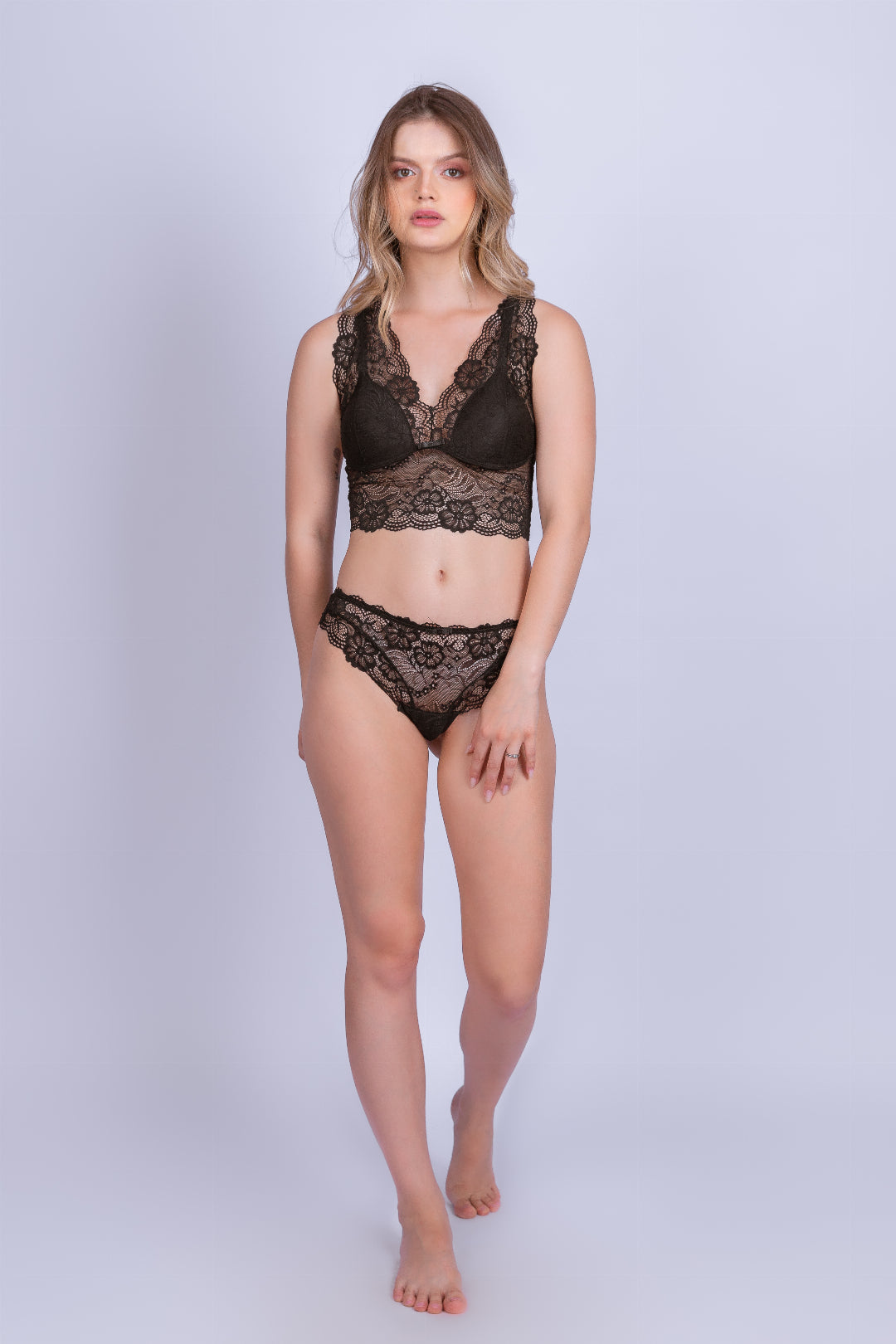 Cropped de Renda Luxury e Calcinha - Stella Bernardi
