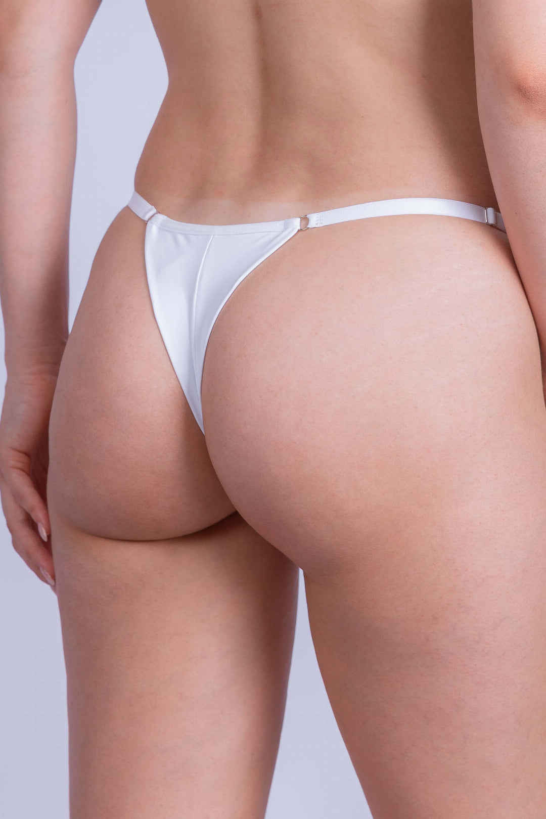 Calcinha de Renda Fio Dental  Microfibra - Stella Bernardi