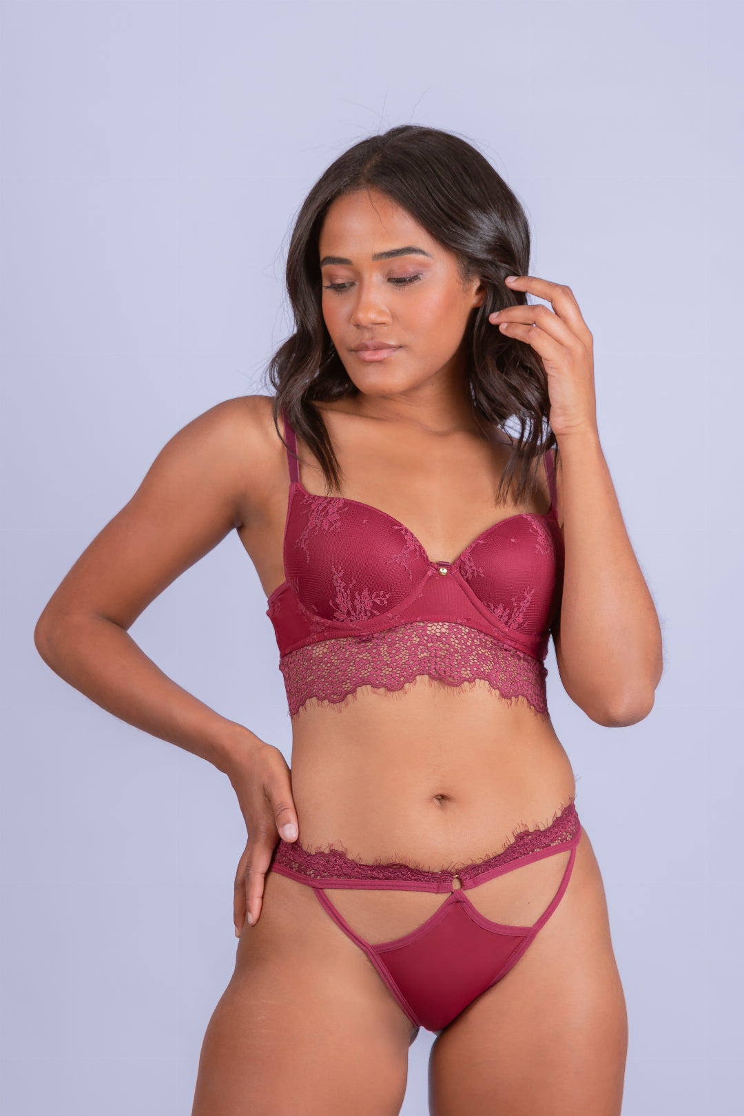 Calcinha Sensual e Sutiã e Mini Saia - Stella Bernardi